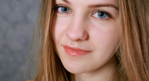 18 year old blond with big tits Aislin wets and fingers her pink slit in a tub